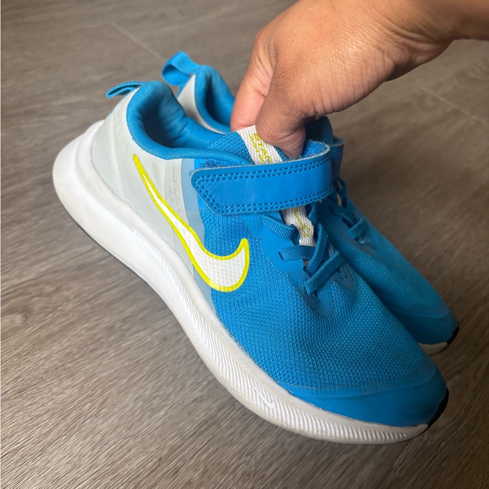 Nike Blue and Yellow Sneakers with Velcro Closure